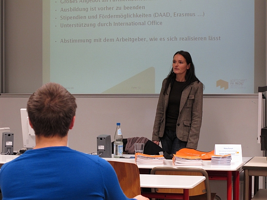 Doreen Stubenrauch von der Fachhochschule Mainz Fachbereich Wirtschaft - School of Business